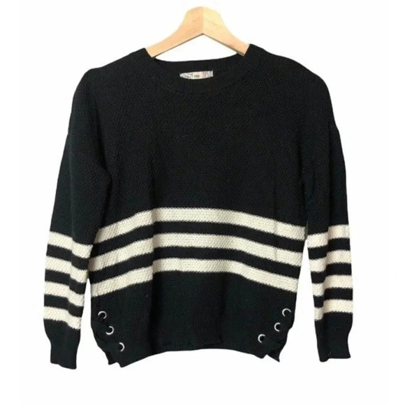 Pink Republic Black & White Stripe Lace Up Crewneck Pullover Sweater S - Picture 1 of 4